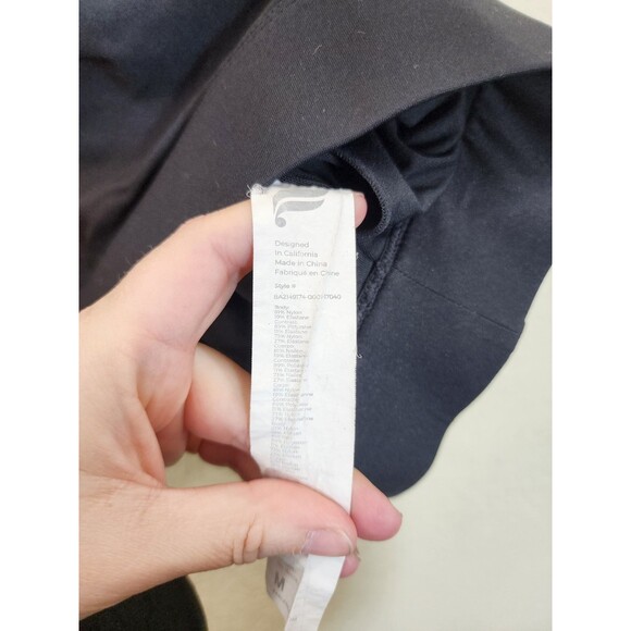 Fabletics Sports Bra Womens Medium Black High Neck Cross Back Strappy Gym Yoga - Picture 7 of 8